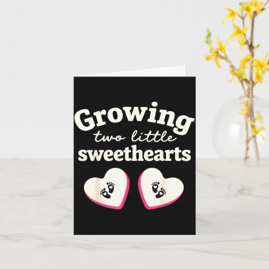 Growing Two Little Sweethearts Valentines Pregnanc カード (黄色い花)
