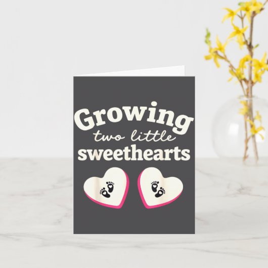 Growing Two Little Sweethearts Valentines Pregnanc カード (黄色い花)