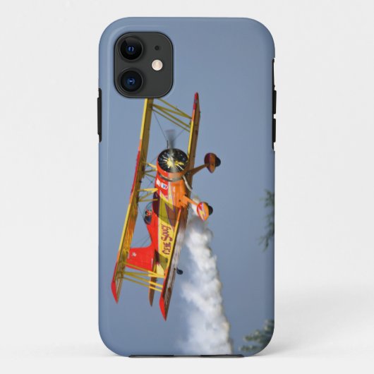 Grummanで曲技飛行を行うGene Soucy Case-Mate iPhoneケース (裏面)