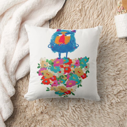 Grumpy Giant on Pastel Blooms クッション (ブランケット)