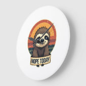 Grumpy Sloth Vintage Funny Retro Shirt Design ラージ壁時計 (傾斜)