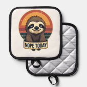 Grumpy Sloth Vintage Funny Retro Shirt Design 鍋敷き (正面/裏面)