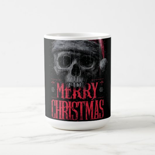 Grungy Gothic Skull Wearing a Distressed Santa Hat コーヒーマグカップ (中央)