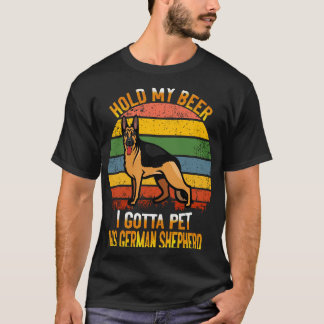 GSD- ビール置いて!このジャーマンシェパード可愛すぎ Tシャツ
