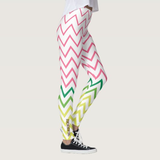 Guac & Glow: Multi-Color Chevron Leggings レギンス (右)
