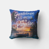 Guadeloupe: Un jour de plus au paradis クッション (正面)