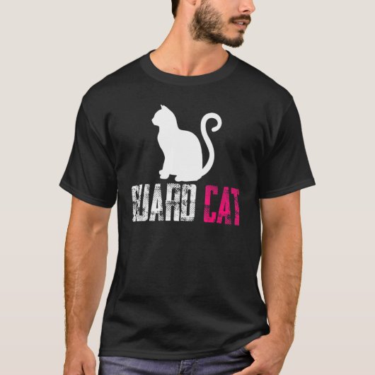 Guard Cat Security And Protect Present Tシャツ (正面)