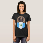 Guatemala Flag Afghan Hound Dog In Pocket Tシャツ (正面フル)