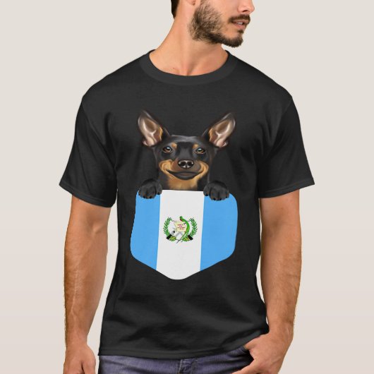 Guatemala Flag Miniature Pinscher Dog In Pocket Tシャツ (正面)