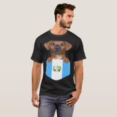 Guatemala Flag Rhodesian Ridgeback Dog In Pocket Tシャツ (正面フル)