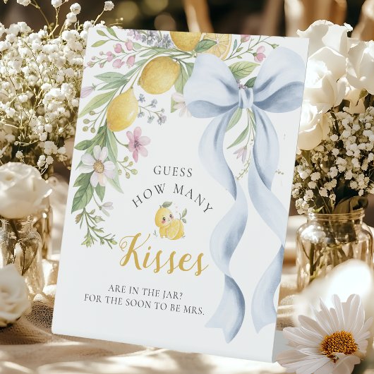 Guess How Many Kisses Main Squeeze Bridal Shower 台座サイン