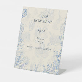Guess How Many Kisses Pedestal Sign 台座サイン