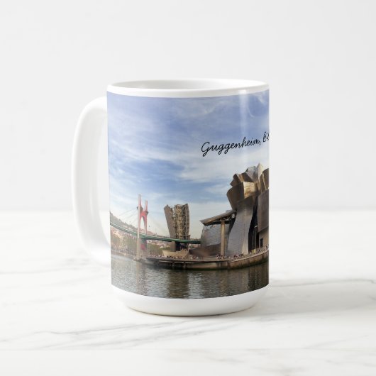 Guggenheim博物館のマグ コーヒーマグカップ (正面左)