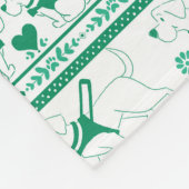 Guide Dog Tale Labsパターン – 緑 – フリースブランケット (角)