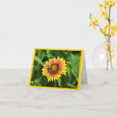 Guillardiaの蜂との花のNotecard カード (黄色い花)