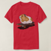 Guinea pig on skateboard skateboarding  tシャツ (デザイン正面)
