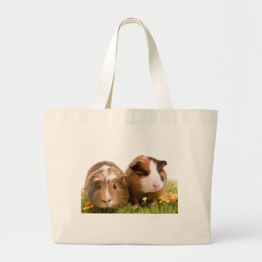 guinea pigs on a lawn ラージトートバッグ (正面)
