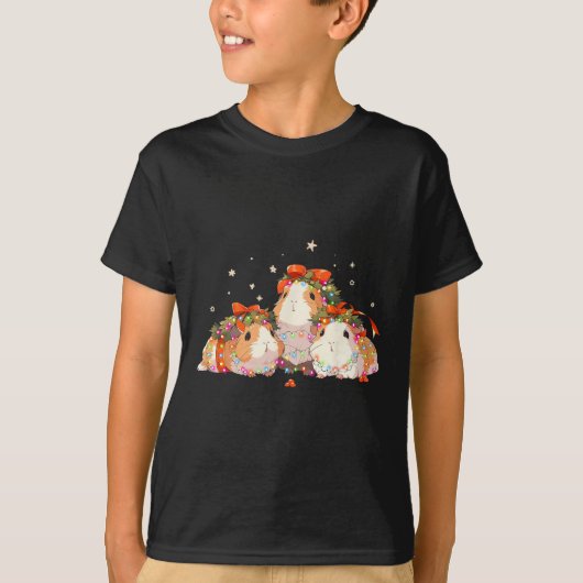 Guinea Pigs Tangled Up In Christmas Lights Guinea  Tシャツ (正面)