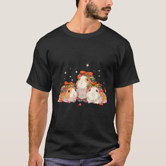 Guinea Pigs Tangled Up In Christmas Lights Guinea  Tシャツ (正面)