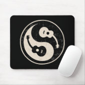 guit yang1 blk日焼けT マウスパッド (マウス)