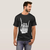Guitar player tee skeleton hand rocker music lover tシャツ (正面フル)