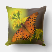 Gulf Fritillary aka Passion Butterfly on Goldenrod クッション (正面)