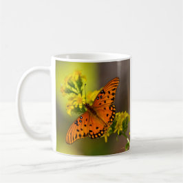 Gulf Fritillary aka Passion Butterfly on Goldenrod コーヒーマグカップ