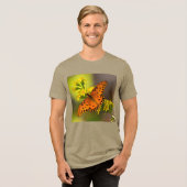 Gulf Fritillary aka Passion Butterfly on Goldenrod トライブレンドＴシャツ (正面全面)
