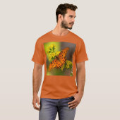 Gulf Fritillary aka Passion Butterfly on Goldenrod Tシャツ (正面フル)