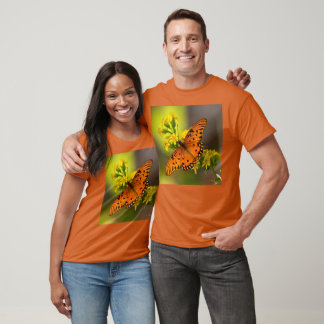 Gulf Fritillary aka Passion Butterfly on Goldenrod Tシャツ
