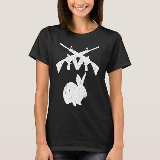 GUN BUNNY AR 15 Rifles Hunter Competitive Shooter  Tシャツ (正面)
