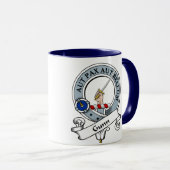 Gunnの一族は記章を付けます マグカップ (正面右)