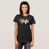 Guyanese Dominican Flag Heart Guyana Dominican Rep Tシャツ (正面フル)