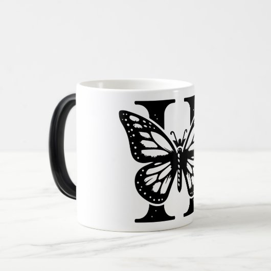 H Alphabet black butterfly モーフィングマグカップ (正面左)