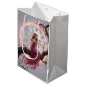 Hada mágica entre flores de cerezo – Ilustración d ミディアムペーパーバッグ (正面アングル)