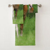 Haflingerの馬のかわいいベビーの子馬のキスのミイラの子馬の写真 バスタオルセット (インサイチュ)