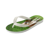 Haflingerの馬のかわいいベビーの子馬のキスのミイラの子馬の子供 キッズビーチサンダル (アングル)