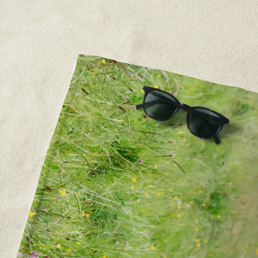 Haflingerの馬の写真を育てているかわいい子馬の友人 ビーチタオル (インサイチュ)