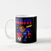 Haiti Soccer Kid Haitian Flag Soccer Player Footba コーヒーマグカップ (左)