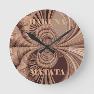 Hakuna Matataケニヤのキリンサファリによって編まれるSourveni ラウンド壁時計