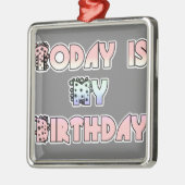 HakunaMatataギフト今日は私の誕生日.png メタルオーナメント (左)