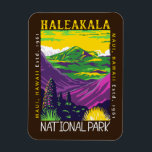 Haleakala National Park Hawaii Distressed Vintage マグネット<br><div class="desc">Haleakala vector artwork design. The park is named after Haleakalā,  a dormant volcano within its boundaries.</div>