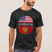 Half American Half Montenegrin USA Flag Montenegro Tシャツ (正面)