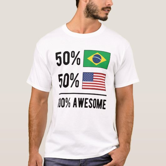 Half Brazilian Half American Flag Brazil USA Tシャツ (正面)