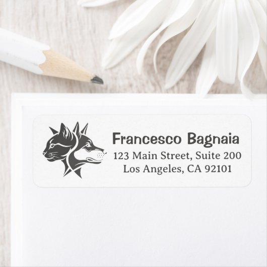 Half Cat and Half Dog with Personalized Name ラベル (インサイチュ)