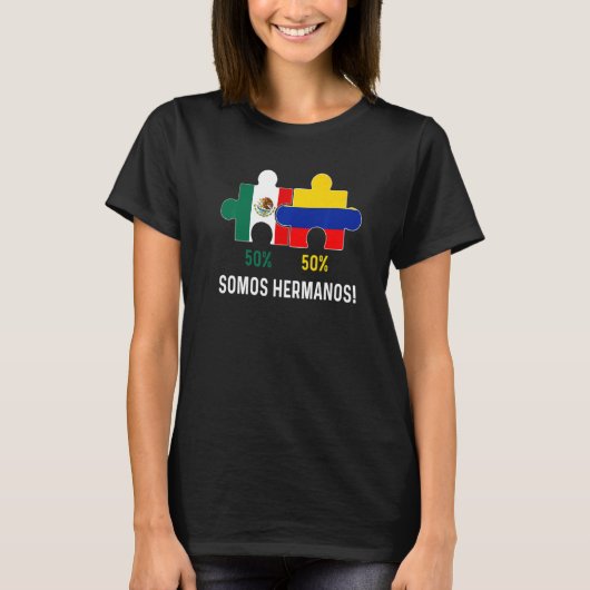 Half Colombian Half Mexican Flag Map DNA Mexico Co Tシャツ (正面)