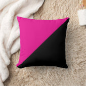 Half Hot Pink and Black Diagonal Colorblock クッション (ブランケット)