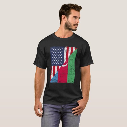Half USA Flag Half Azerbaijan Flag American Azerba Tシャツ (正面フル)