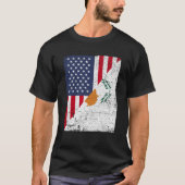 Half USA Flag Half Cyprus Flag American Cypriotic Tシャツ (正面)