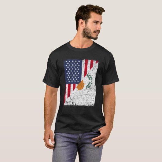 Half USA Flag Half Cyprus Flag American Cypriotic Tシャツ (正面フル)